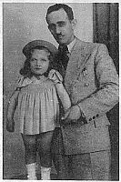 Lola Novakovic sa ocem (1938.)
